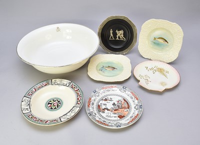 Lot 406 - A collection of English plates and other pottery