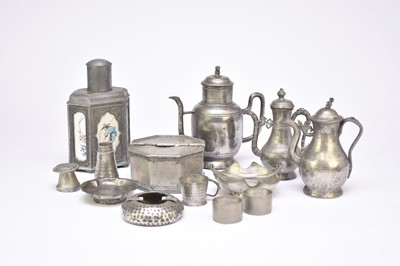 Lot 425 - A collection of Chinese and Malaysian pewter
