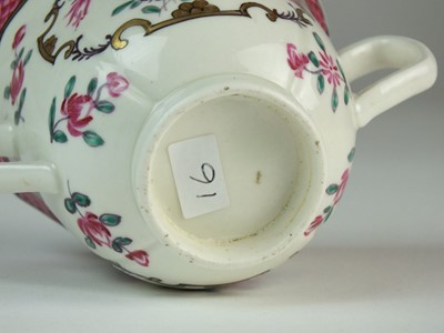 Lot 110 - A rare Caughley twin-handled cup, Chinese replacement