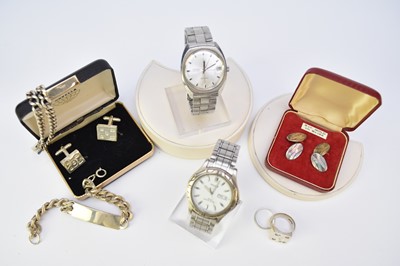 Lot 72 - A collection of costume jewellery and wristwatches