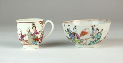 Lot 389 - Worcester 'Rich Mandarin' coffee cup and a Chinese bowl