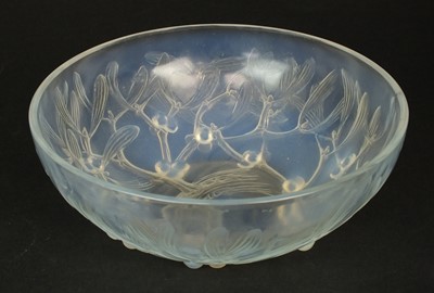 Lot 163 - R. Lalique 'Gui' or 'Mistletoe' pattern opalescent bowl