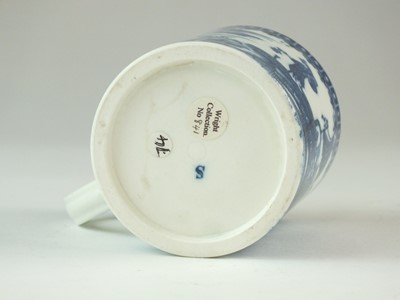 Lot 124 - A Caughley 'Fisherman' mug, circa 1780-90
