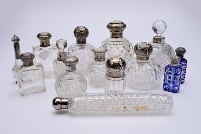 Lot 66 - A collection of silver wares