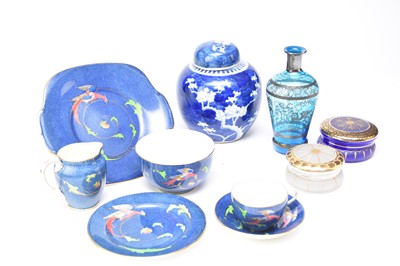 Lot 262 - A mixed group of ceramics and glass, including...