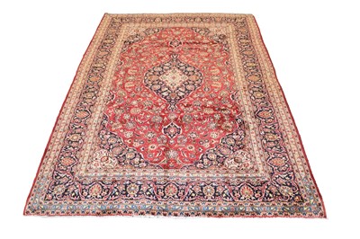 Lot 704 - A Kashan carpet, 20th century
