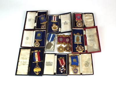 Lot 124 - A collection of eleven masonic medallions