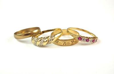 Lot 91 - A collection of four rings