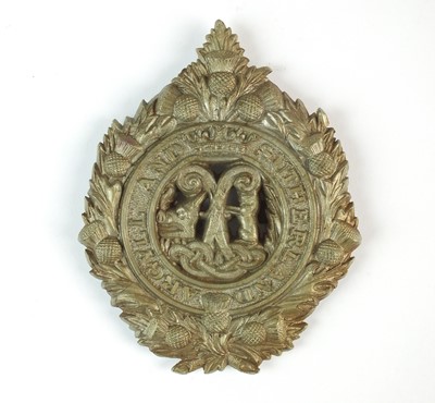 Lot 189 - WW2 Economy Scottish Argyll and Sutherland Highlanders cap badge