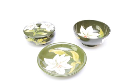 Lot 353 - Moorcroft 'Bermuda Lily' pottery