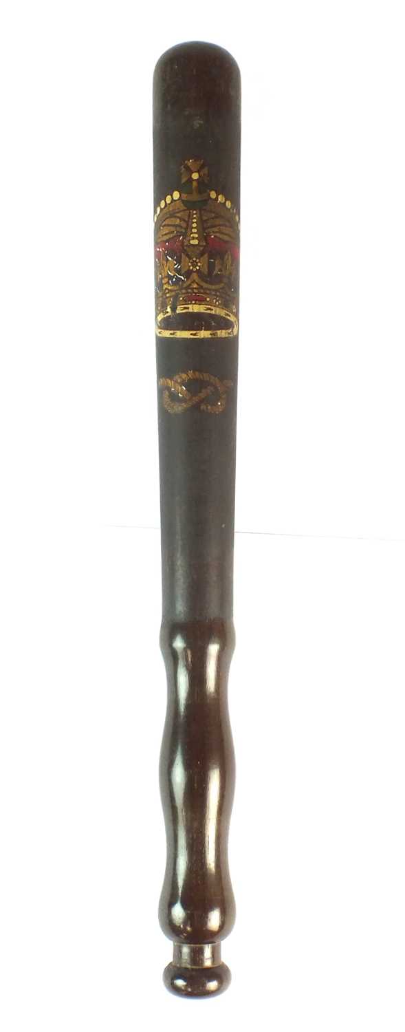 Lot 253 - Staffordshire Police truncheon