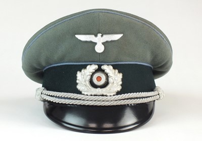 Lot 326 - WW2 German Army Transport Officer's visor cap