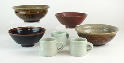 Lot 46 - A group of studio pottery including Mike Dodd and Kevin De Choisy