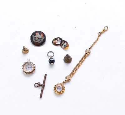 Lot 102 - A small collection of bijouterie