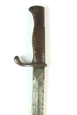 Lot 207 - Imperial German Sawback S98/05 butcher bayonet