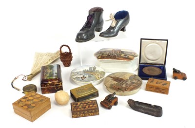 Lot 553 - A miscellaneous collection of curios, including a Tonbridge-ware box (qty)