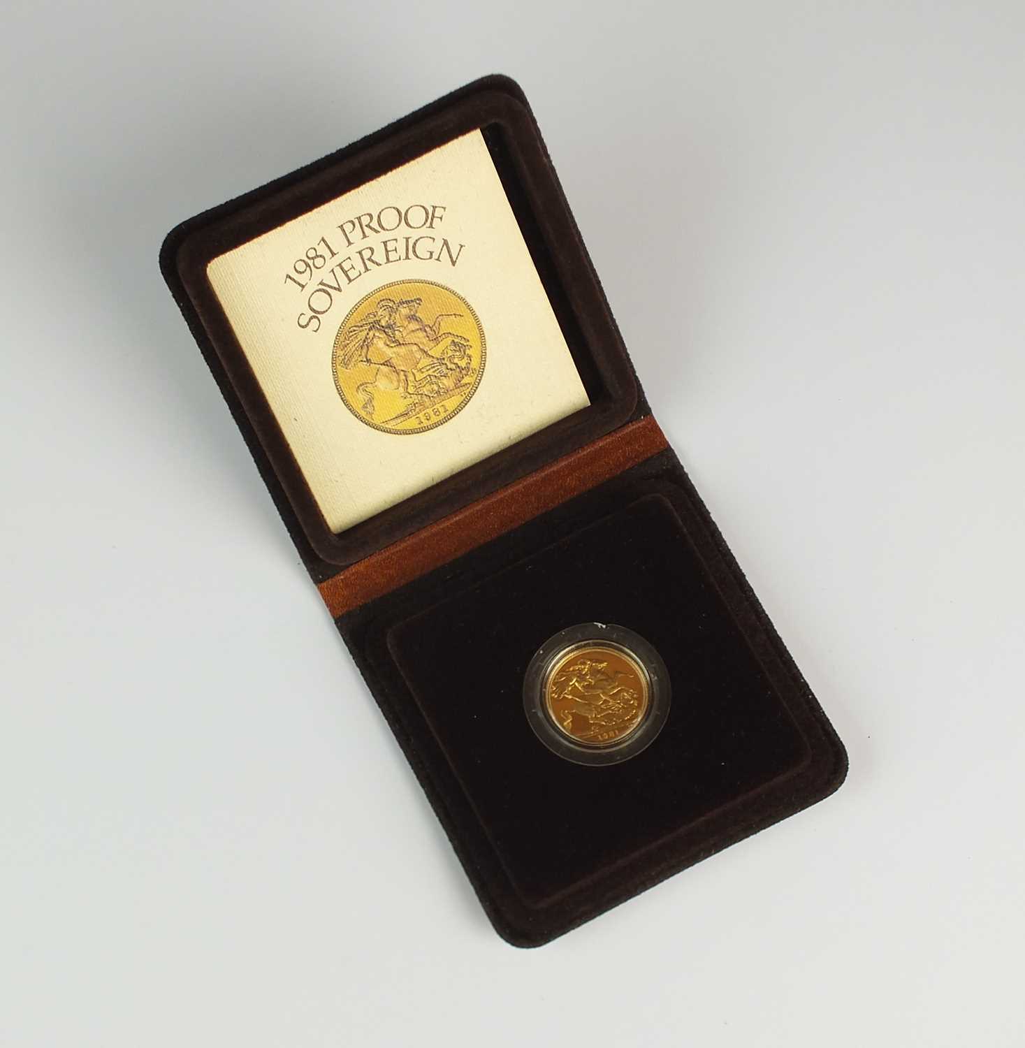 Lot 133 - An Elizabeth II proof gold sovereign