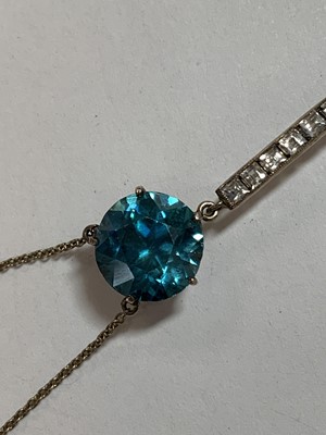 Lot 53 - An Art Deco blue zircon pendant