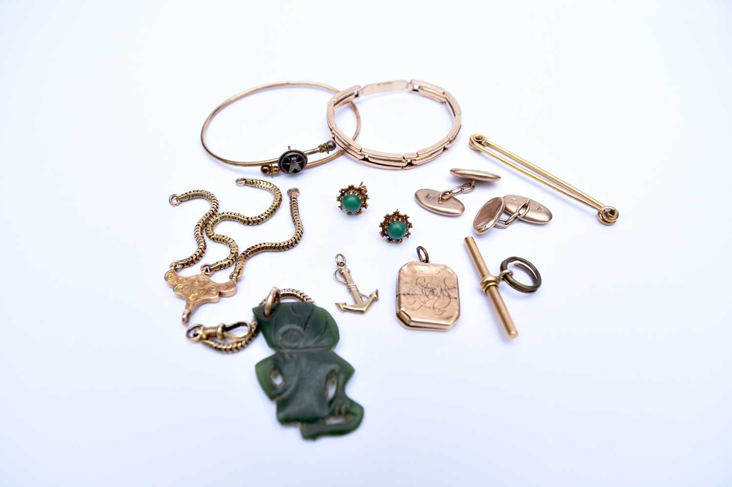 Lot 87 - A small collection of jewellery