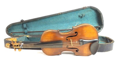 Lot 583 - An early 20th century griffin-headed violin