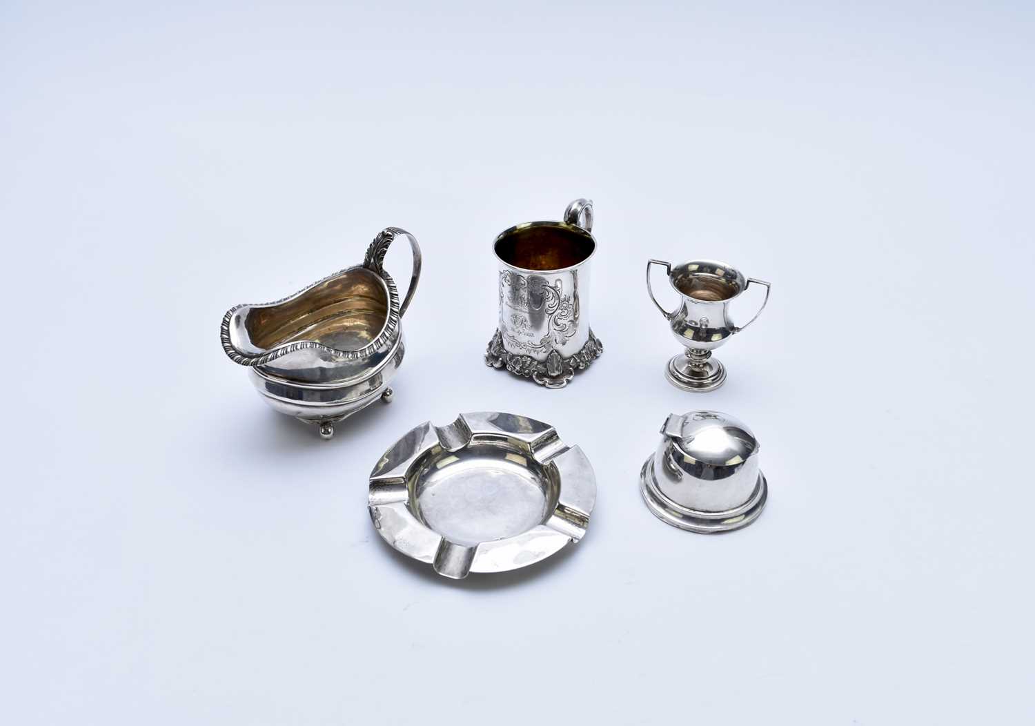 Lot 61 - A small collection of silver