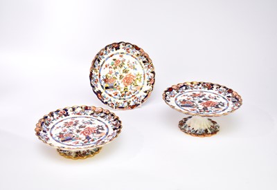 Lot 419 - A Copeland Spode Imari dessert service