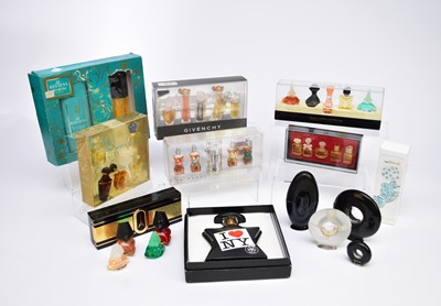 Lot 368 - Perfume and scent bottles including Paloma Picasso, Salvador Dali, Bond No. 9, Givenchy etc