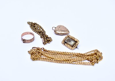 Lot 155 - A small collection of jewellery