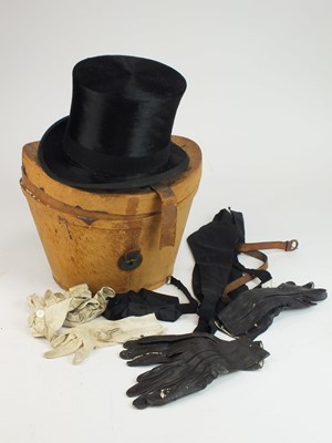 Lot 597 - A Christie top hat in a leather carrying case