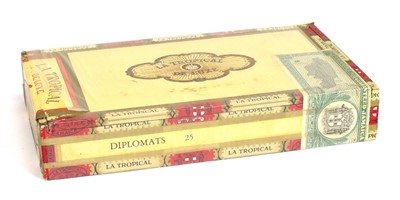 Lot 625 - A sealed box of La Tropical cigars