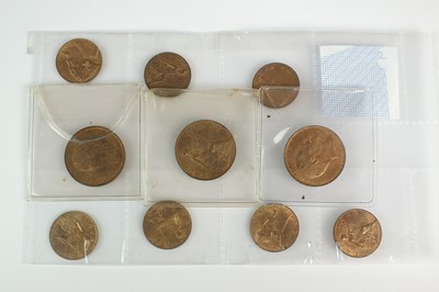 Lot 197 - A collection of ten bronze coins