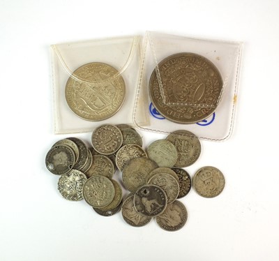 Lot 236 - A collection of British and Foreign silver, cupro-nickel, copper and bronze coinage