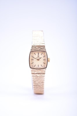 Lot 139 - Omega: A lady's 9ct gold bracelet watch, and a 9ct Avia bracelet watch