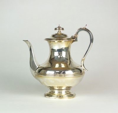 Lot 33 - A William IV silver coffee pot
