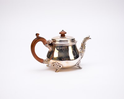 Lot 57 - A George IV silver teapot