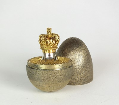 Lot 57 - An Elizabeth II silver gilt limited edition surprise egg by Stuart Devlin