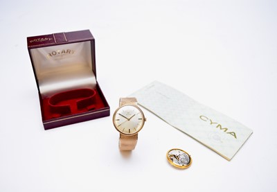 Lot 225 - Cyma: A 9ct gold gentleman's wristwatch