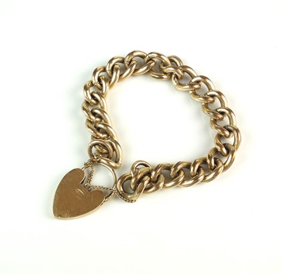 Lot 104 - A 9ct gold curb link bracelet