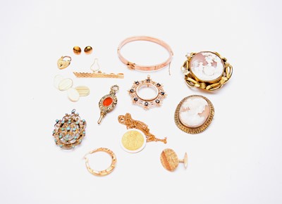 Lot 185 - A small collection of jewellery