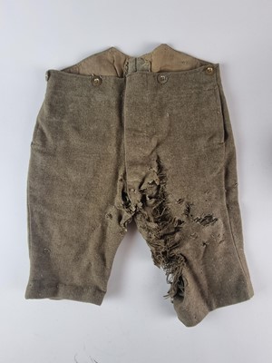 Lot WW1 child's uniform for a Staff Sergeant of the RAMC, with photograph