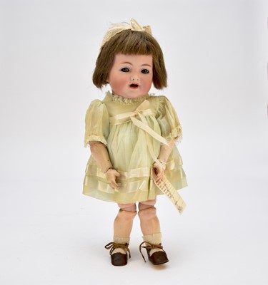 Lot 569 - A Simon & Halbig / Kammer & Reinhardt bisque-headed doll