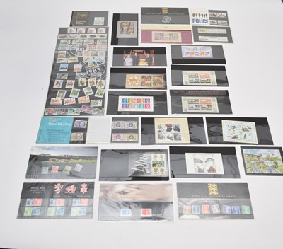 Lot 143 - A large collection of mint decimal stamps, miniature sheets, booklets, year books