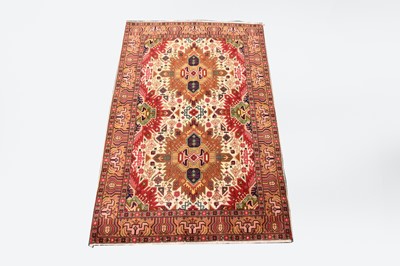 Lot 461 - A Tabriz pattern rug