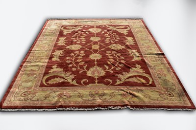Lot 462 - A Heriz pattern carpet