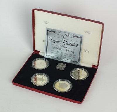 Lot 199 - An Elizabeth II silver proof commemorative crown collection