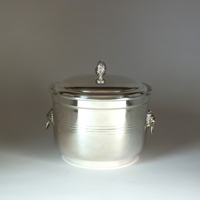 Lot 2 - A silver ice bucket/wine cooler