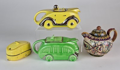 Lot 271 - Beswick and Sadler mid-20th century teapots and a preserve, with a majolica teapot