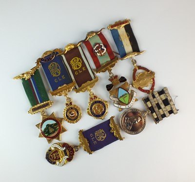 Lot 228 - An assorted collection of gilt metal and polychrome enamel Masonic badges