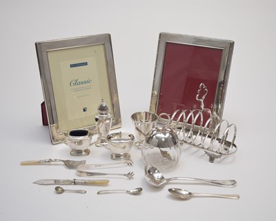 Lot 33 - A small collection of silver and plated wares