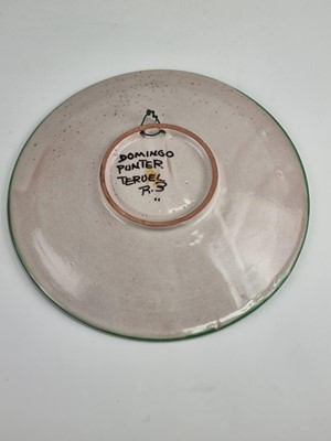 Lot 282 - Spanish pottery including a Domingo Punter studio plate